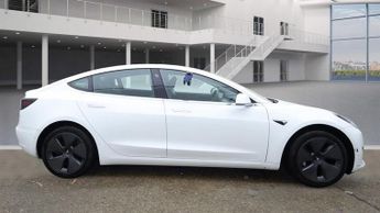 TESLA Model 3 Standard Range Plus Saloon 4dr Electric Auto RWD (241 bhp)