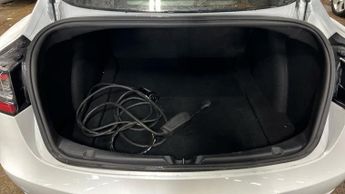 TESLA Model 3 Standard Range Plus Saloon 4dr Electric Auto RWD (241 bhp)
