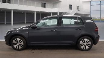 VOLKSWAGEN E-GOLF 35.8kWh e-Golf Hatchback 5dr Electric Auto (136 ps)