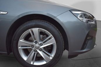 VAUXHALL INSIGNIA 1.5 Turbo D SE Nav Grand Sport 5dr Diesel Manual Euro 6 (s/s) (1