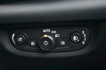 VAUXHALL INSIGNIA 1.5 Turbo D SE Nav Grand Sport 5dr Diesel Manual Euro 6 (s/s) (1