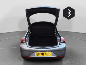 VAUXHALL INSIGNIA 1.5 Turbo D SE Nav Grand Sport 5dr Diesel Manual Euro 6 (s/s) (1