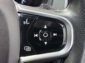 VOLVO XC90 2.0 D5 PowerPulse R-Design SUV 5dr Diesel Auto 4WD Euro 6 (s/s) 