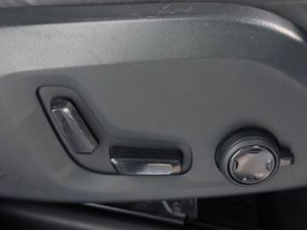 VOLVO XC90 2.0 D5 PowerPulse R-Design SUV 5dr Diesel Auto 4WD Euro 6 (s/s) 