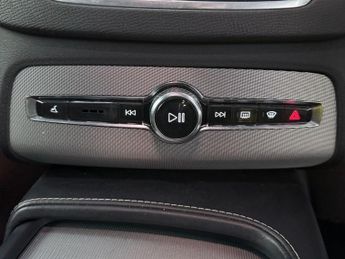 VOLVO XC90 2.0 D5 PowerPulse R-Design SUV 5dr Diesel Auto 4WD Euro 6 (s/s) 