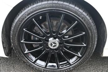 MERCEDES-BENZ A-CLASS 1.6 A200 AMG Line Hatchback 5dr Petrol 7G-DCT Euro 6 (s/s) (156 