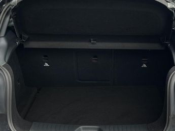 MERCEDES-BENZ A-CLASS 2.1 A200d AMG Line (Executive) Hatchback 5dr Diesel 7G-DCT Euro 