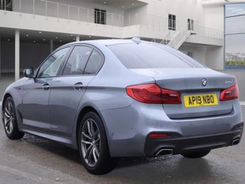 BMW 5 SERIES 2.0 520d M Sport Saloon 4dr Diesel Auto Euro 6 (s/s) (190 ps)