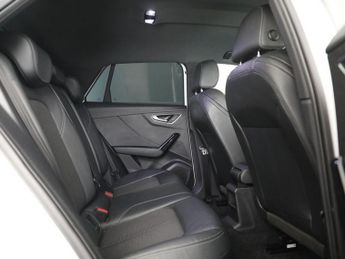 AUDI Q2 1.5 TFSI CoD 35 Black Edition SUV 5dr Petrol S Tronic Euro 6 (s/