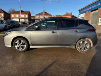 NISSAN LEAF 40kWh Tekna Hatchback 5 Door Electric Automatic Grey 