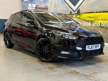 Ford Focus 2.0 TDCi ST-3 Hatchback 5 Door Diesel Manual Black Euro 6 1 Form