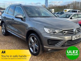Volkswagen Touareg 3.0 TDI V6 BlueMotion Tech R-Line SUV 5dr Diesel Tiptronic 4WD E