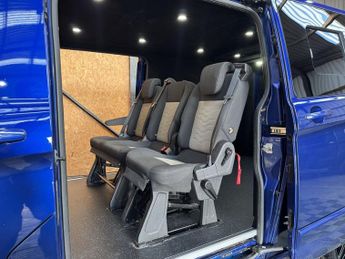 FORD TRANSIT CUSTOM 2.0 TDCi 290 Limited Combi Van 6dr Diesel Automatic L1 H1 (165 g