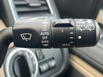 LAND ROVER RANGE ROVER SPORT 3.0 TD V6 HSE SUV 5dr Diesel CommandShift 4WD Euro 5 (245 ps)