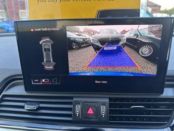 AUDI Q5 2.0 TDI 40 S line Sportback 5dr Diesel S Tronic quattro Euro 6 (