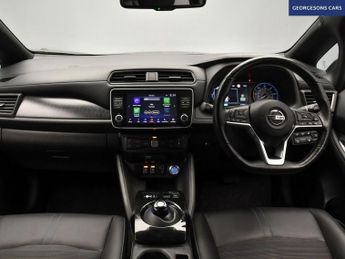 NISSAN LEAF 40kWh N-Connecta Hatchback 5dr Electric Auto (150 ps)