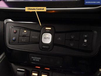 NISSAN LEAF 40kWh N-Connecta Hatchback 5dr Electric Auto (150 ps)