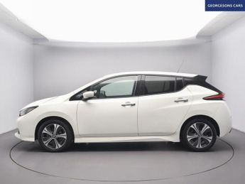 NISSAN LEAF 40kWh N-Connecta Hatchback 5dr Electric Auto (150 ps)