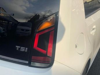 VOLKSWAGEN UP! 1.0 up! beats Hatchback 3dr Petrol Manual Euro 6 (s/s) (90 ps)