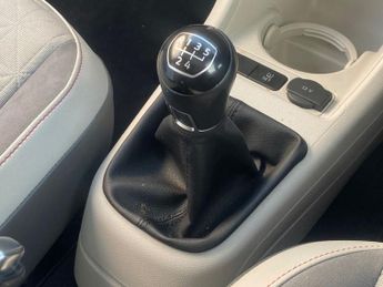 VOLKSWAGEN UP! 1.0 up! beats Hatchback 3dr Petrol Manual Euro 6 (s/s) (90 ps)