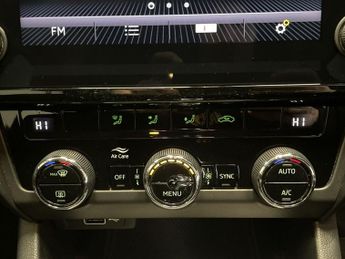 SKODA OCTAVIA 1.6 TDI SE Estate 5dr Diesel DSG Euro 6 (s/s) (115 ps)