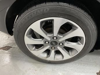 FORD FIESTA 1.1 Ti-VCT Zetec Hatchback 3dr Petrol Manual Euro 6 (s/s) (85 ps