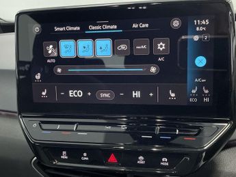 VOLKSWAGEN ID.3 Pro Performance 58kWh Life Hatchback 5dr Electric Auto (204 ps) 