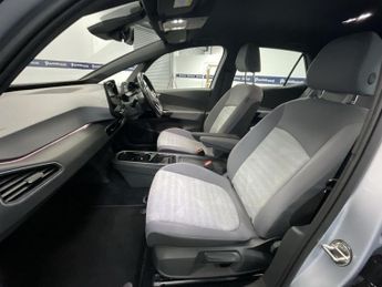 VOLKSWAGEN ID.3 Pro Performance 58kWh Life Hatchback 5dr Electric Auto (204 ps) 