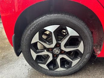 TOYOTA AYGO 1.0 VVT-i x-trend Funroof 5dr Petrol x-shift Euro 6 (71 ps)