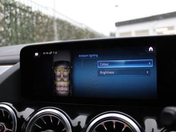 MERCEDES-BENZ EQA EQA 250 66.5kWh AMG Line SUV 5dr Electric Auto (190 ps)