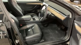 TESLA Model 3 Standard Range Plus Saloon 4dr Electric Auto RWD (241 bhp)