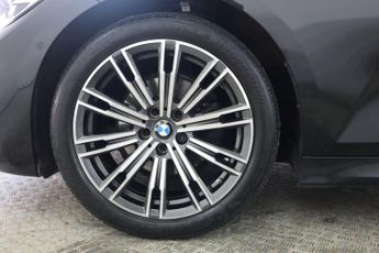 BMW 3 SERIES 2.0 320i M Sport Auto Euro 6 (s/s) 4dr