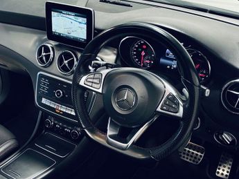 MERCEDES-BENZ CLA 2.1 CLA200d AMG Line Shooting Brake 5dr Diesel 7G-DCT Euro 6 (s/