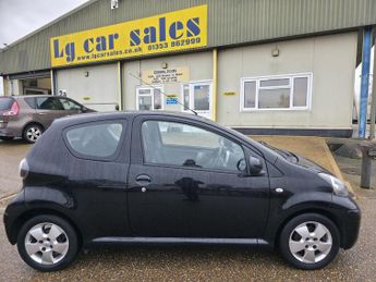 Toyota AYGO 1.0 VVT-i Black Hatchback 3dr Petrol Manual Euro 4 (AC) (67 bhp)