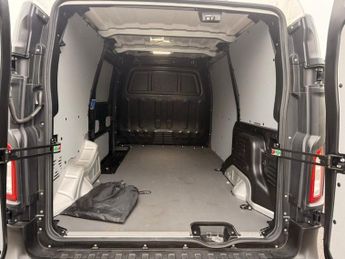 LEVC VN5 31kWh Business Panel Van 5dr Petrol Plug-in Hybrid Auto Euro 6 (