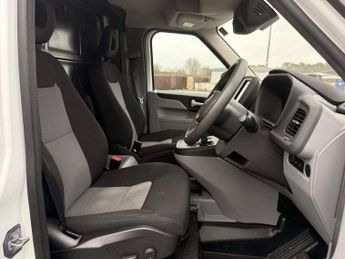 LEVC VN5 31kWh Business Panel Van 5dr Petrol Plug-in Hybrid Auto Euro 6 (