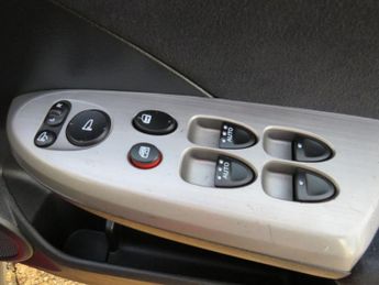 HONDA CIVIC 1.8 i-VTEC ES Hatchback 5dr Petrol i-Shift (150 g/km, 138 bhp)