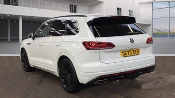 VOLKSWAGEN TOUAREG 3.0 TDI V6 R-Line Tech Plus SUV 5dr Diesel Tiptronic 4Motion Eur