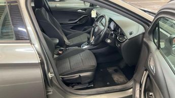 VAUXHALL ASTRA 1.4i Turbo SRi Sports Tourer 5dr Petrol Auto Euro 6 (s/s) (150 p