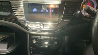 VAUXHALL ASTRA 1.6 CDTi BlueInjection SRi Nav Hatchback 5dr Diesel Auto Euro 6 