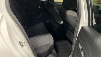 PEUGEOT E-208 50kWh Active Premium + Hatchback 5dr Electric Auto (7.4kW Charge