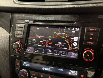 NISSAN QASHQAI 1.5 dCi Acenta Premium SUV 5dr Diesel DCT Auto Euro 6 (s/s) (115