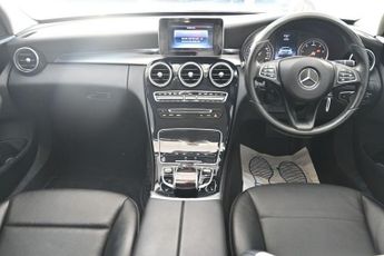 MERCEDES-BENZ C-CLASS 2.1 C220 BlueTEC SE Saloon 4dr Diesel G-Tronic+ Euro 6 (s/s) (17
