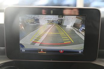 MERCEDES-BENZ C-CLASS 2.1 C220 BlueTEC SE Saloon 4dr Diesel G-Tronic+ Euro 6 (s/s) (17