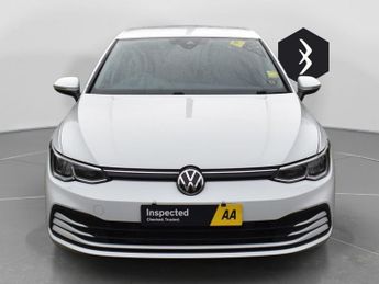 VOLKSWAGEN GOLF 1.5 eTSI MHEV Life Hatchback 5dr Petrol Hybrid DSG Euro 6 (s/s) 