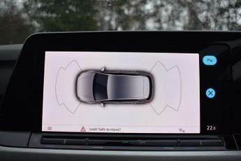 VOLKSWAGEN GOLF 1.5 eTSI MHEV Life Hatchback 5dr Petrol Hybrid DSG Euro 6 (s/s) 