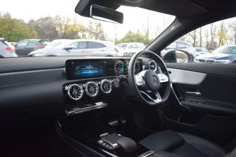 MERCEDES-BENZ CLA 1.3 CLA180 AMG Line (Premium) Coupe 4dr Petrol 7G-DCT Euro 6 (s/