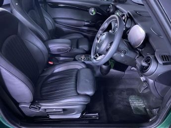 MINI Electric Hatch Cooper SE 32.6kWh Level 3 Hatchback 3dr Electric Auto (184 ps)