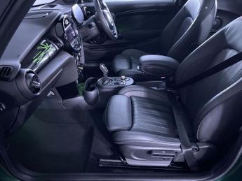 MINI Electric Hatch Cooper SE 32.6kWh Level 3 Hatchback 3dr Electric Auto (184 ps)