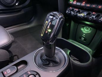 MINI Electric Hatch Cooper SE 32.6kWh Level 3 Hatchback 3dr Electric Auto (184 ps)